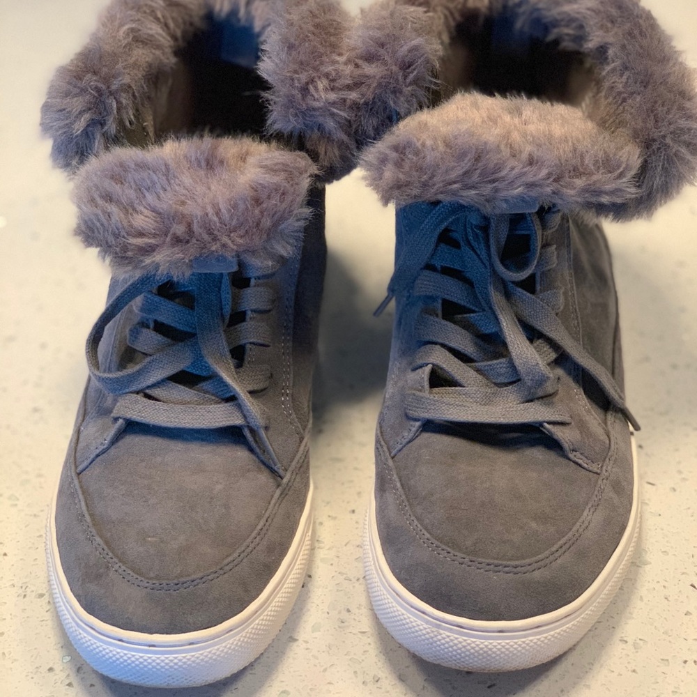 Gianni Bini Women's Sneakers